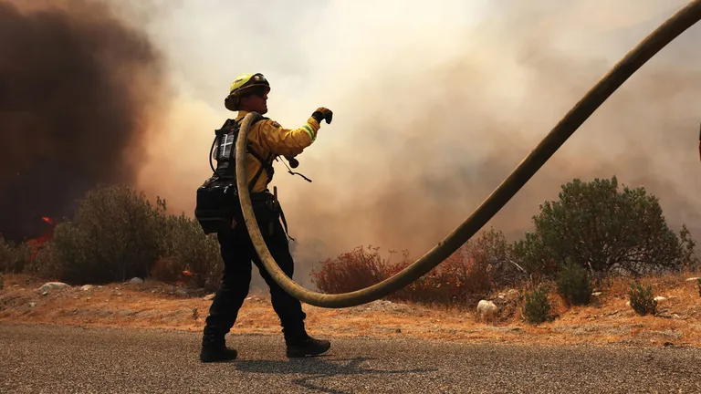 A new approach to fighting wildfires combines local knowledge and AI-0