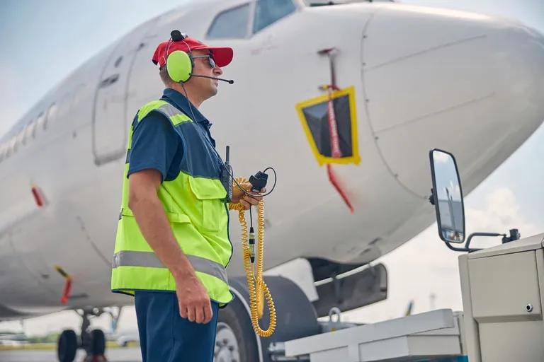  airliner warplane military plane wing oxygen mask-0