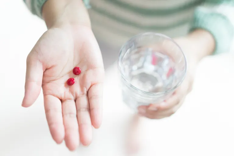  beaker measuring cup pomegranate pill bottle-0