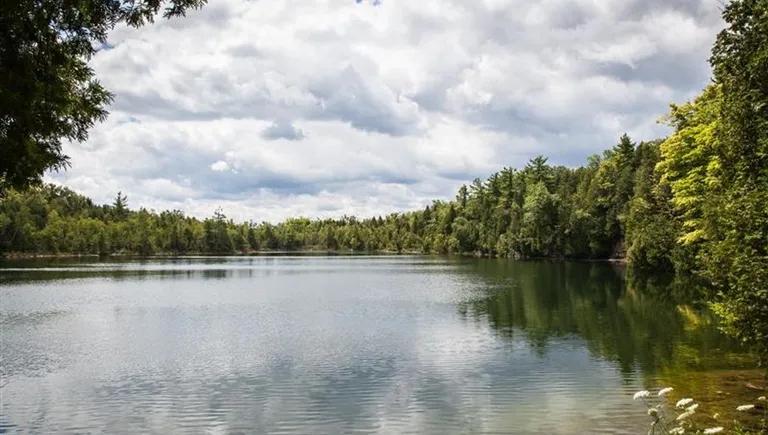  lakeside lakeshore valley vale canoe promontory headland head foreland-0