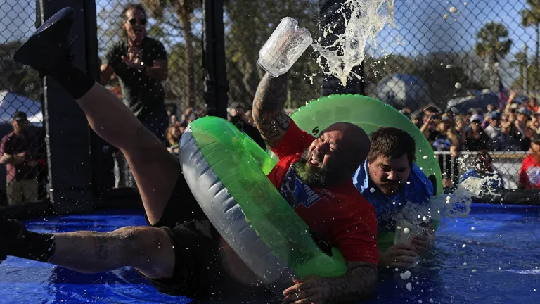  water bottle water jug snorkel bucket pail-0