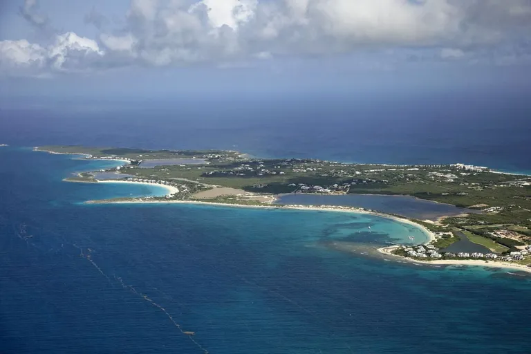  promontory headland head foreland seashore coast seacoast sea-coast sandbar sand bar coral reef-0