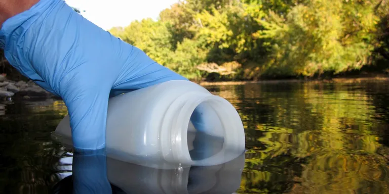  water jug pill bottle water bottle lakeside lakeshore-0