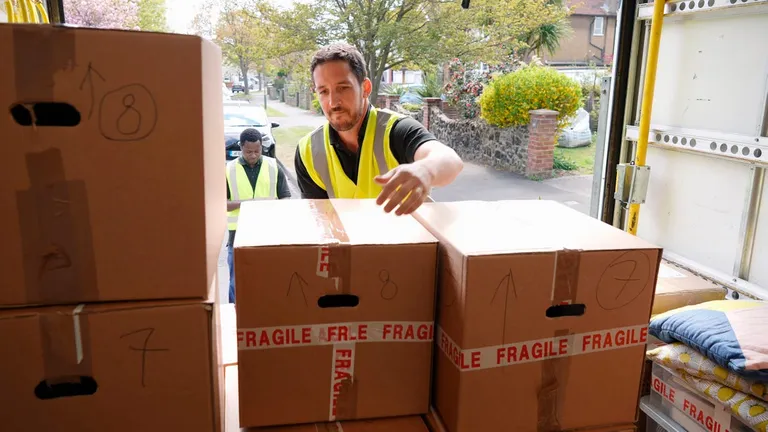  carton crate forklift moving van-0