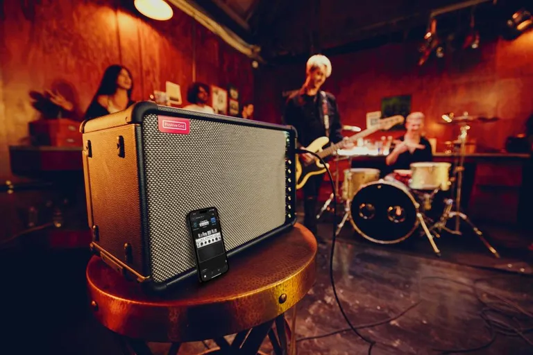  radio wireless loudspeaker speaker speaker unit loudspeaker system speaker system electric guitar stage-0