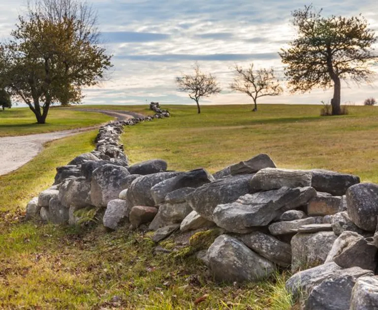  stone wall worm fence snake fence snake-rail fence Virginia fence megalith megalithic structure breakwater groin groyne mole bulwark seawall jetty-0